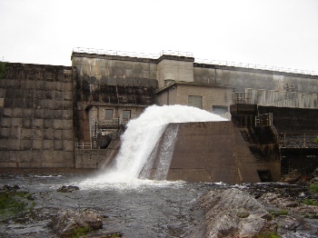 Water being released at Loch Loyne Dam