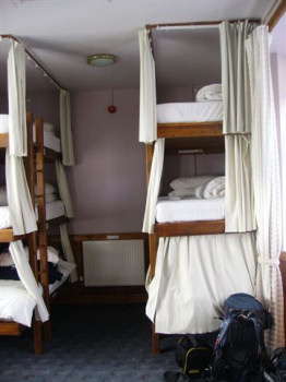 Three-tier bunks